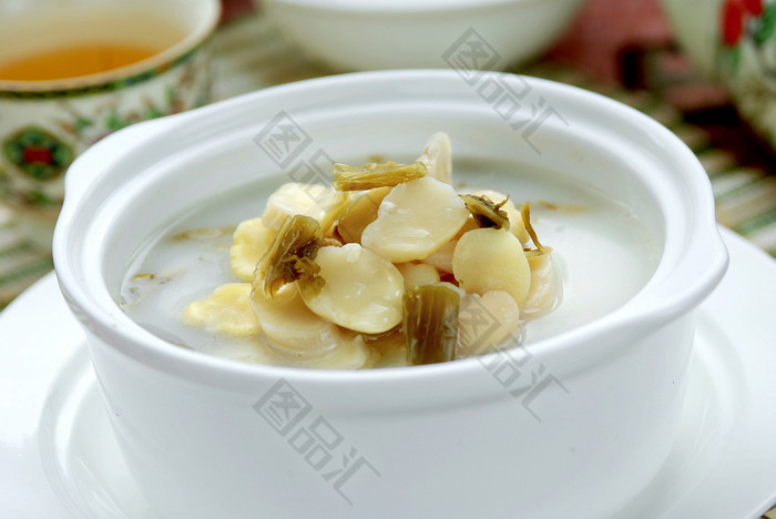 高清酸菜胡豆瓣汤图片 高清酸菜胡豆瓣汤图片