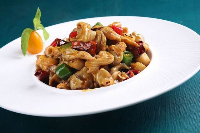 宫爆鸡腿菇炒鸽肚图片1