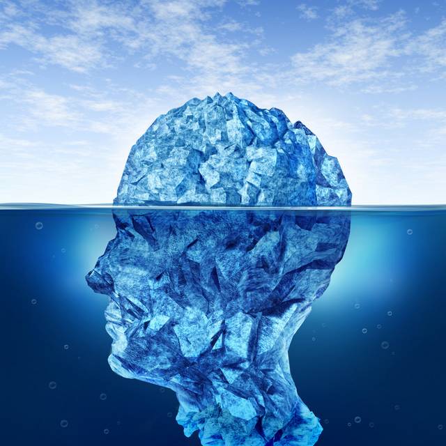 大脑冰山海水