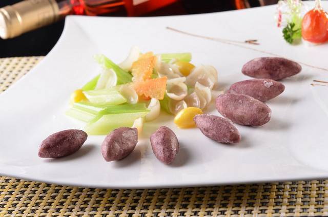 紫薯西芹百合美味高清图片