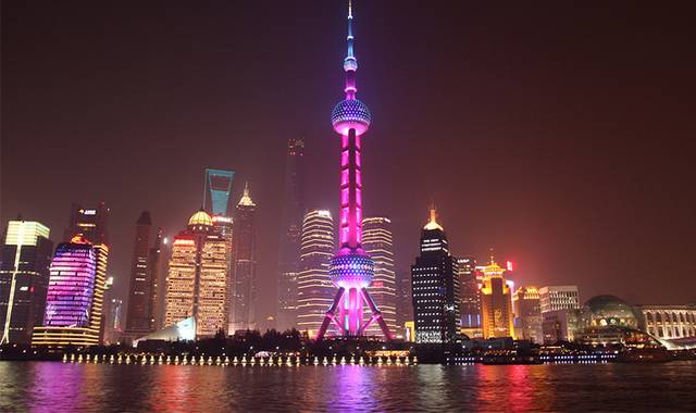 上海外滩夜景照片