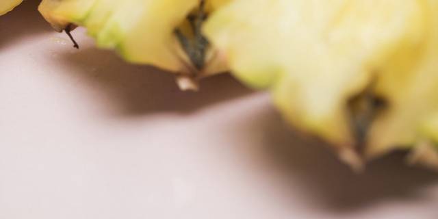 新鲜菠萝