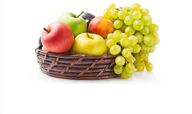 一篮苹果葡萄水果