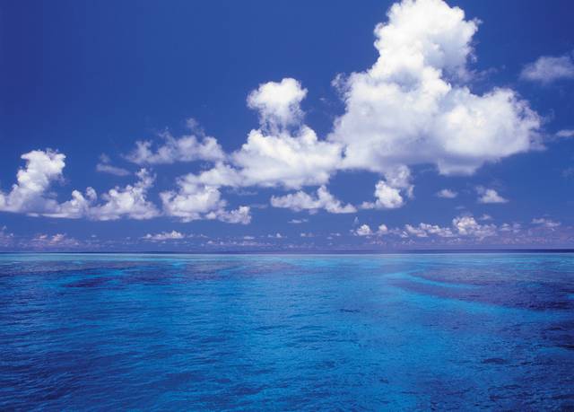 蓝天天空白云背景