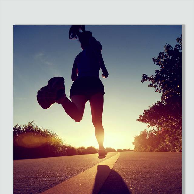 健身跑步人物图片
