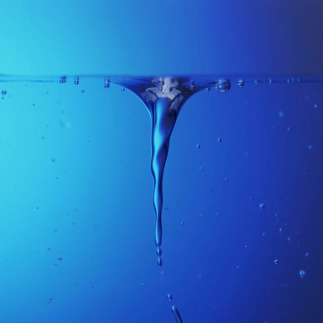 水