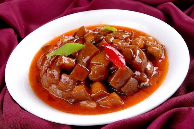 干香菇焖肉红烧肉图片