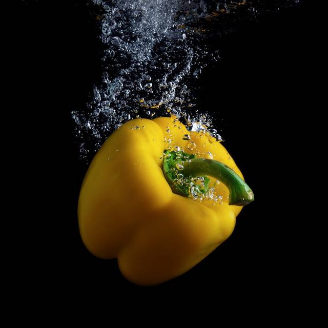水