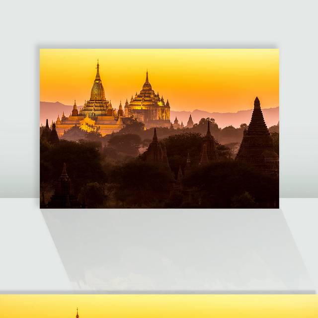 金色泰国寺庙建筑