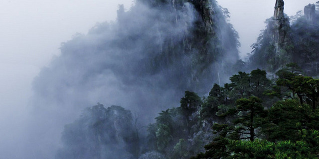 古风云雾背景