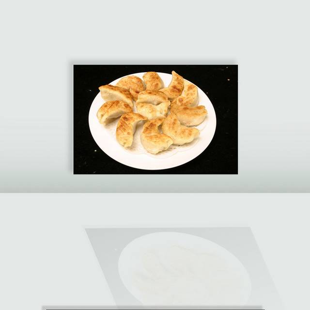 锅贴饺子图片