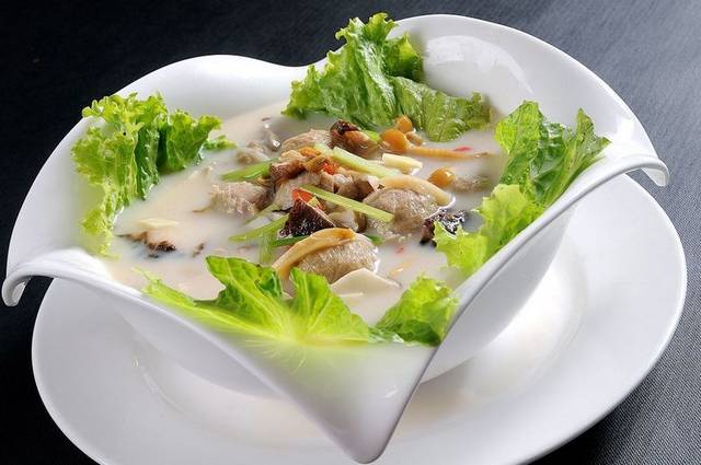 什锦潮州牛肉丸子美食图片