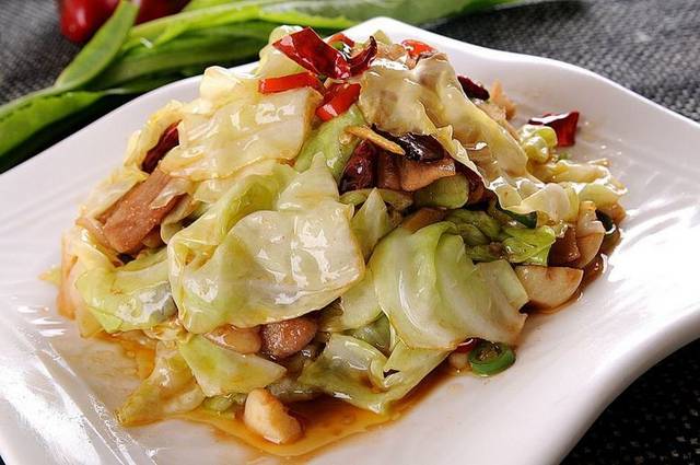 手撕包菜美食图片24