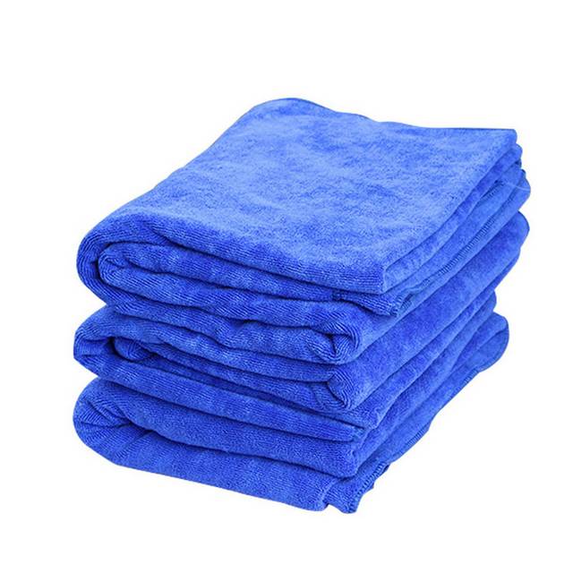 三条蓝色毛巾