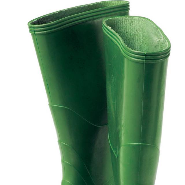 绿色防水靴子