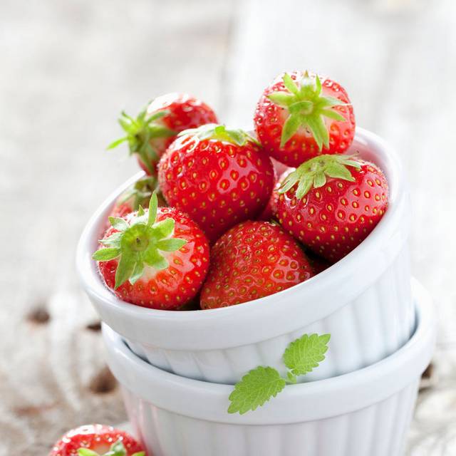 一小碗草莓