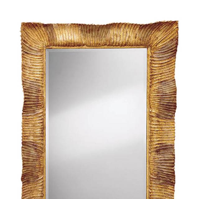 木纹边框的镜子