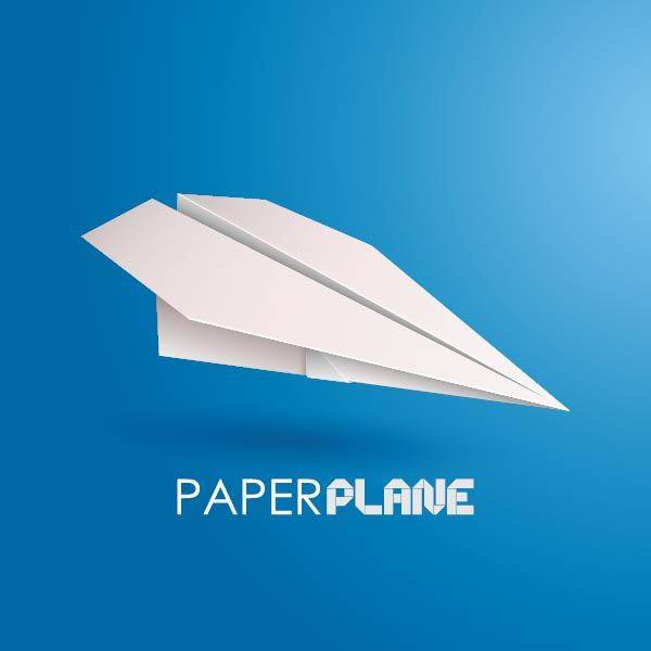 白色折纸飞机