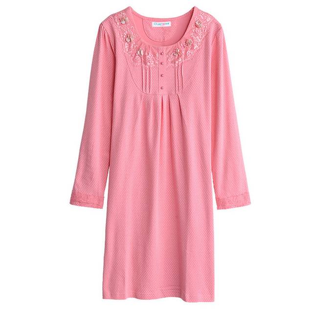 粉色长袖睡裙