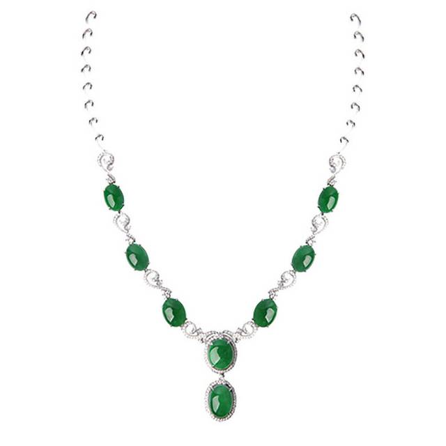 绿色宝石项链