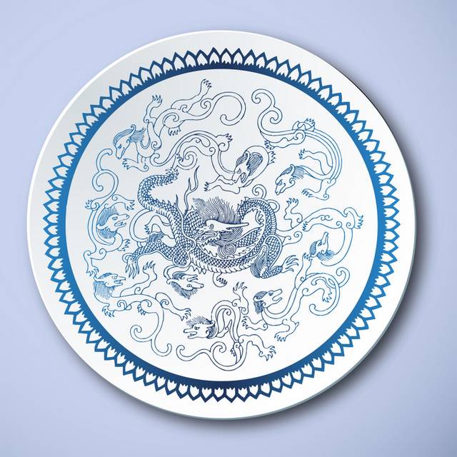 龙纹青花瓷餐盘