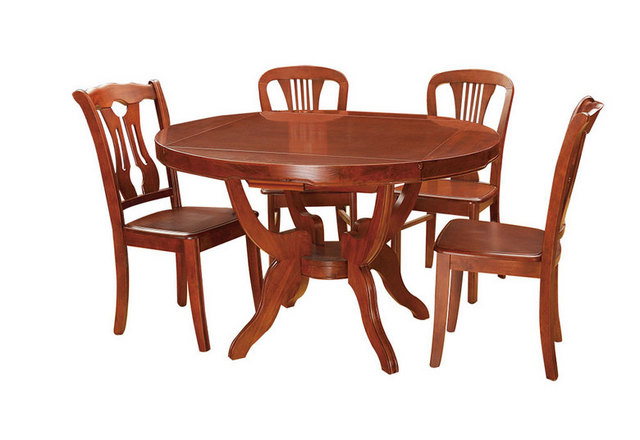 中式圆桌和椅子