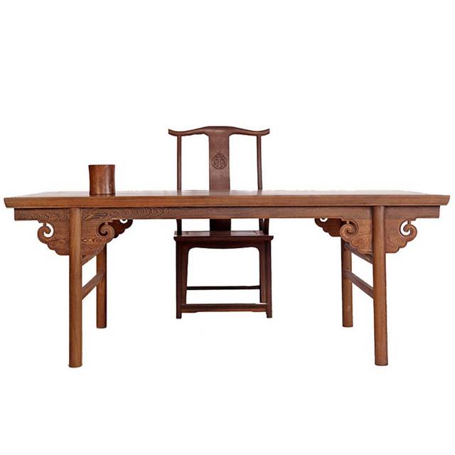 中式家具书桌和椅子