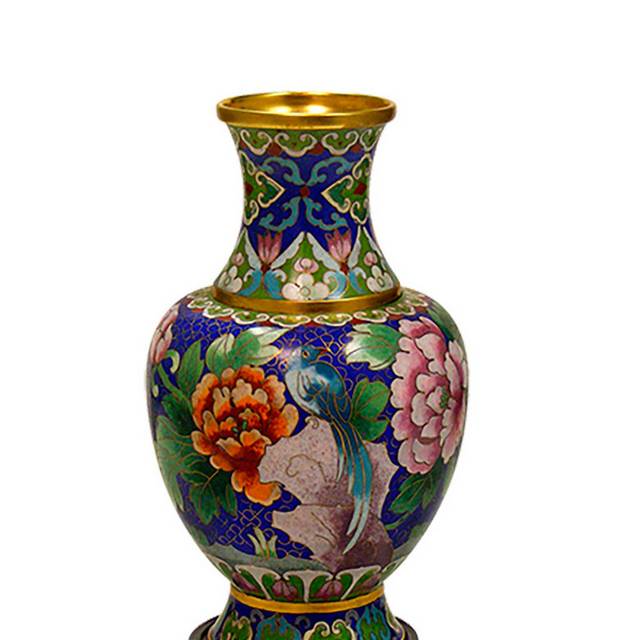 美丽的古董花瓶