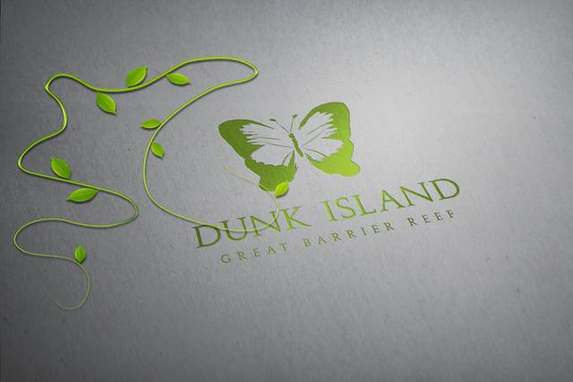 绿色蝴蝶logo样机设计模板