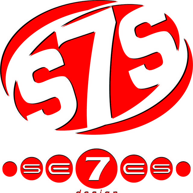 红色英文logo图标