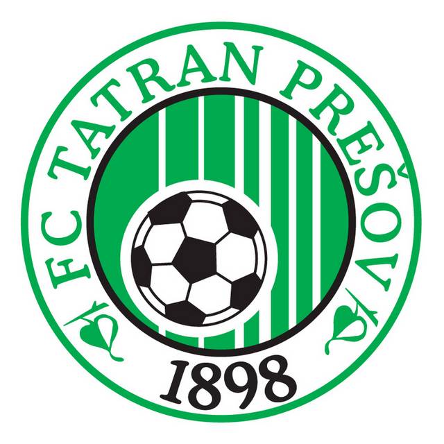 圆形绿色足球队标志素材设计