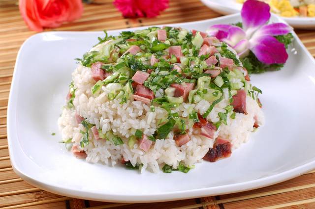 青菜腊肉饭图片