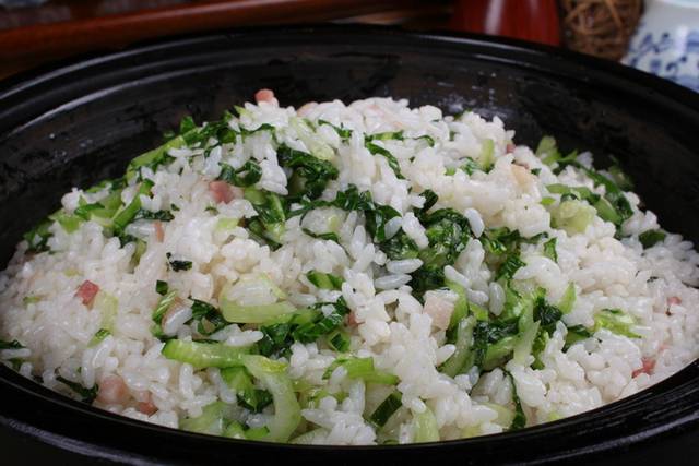 石锅菜饭图片