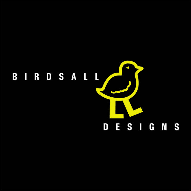 黑底黄色小鸡logo