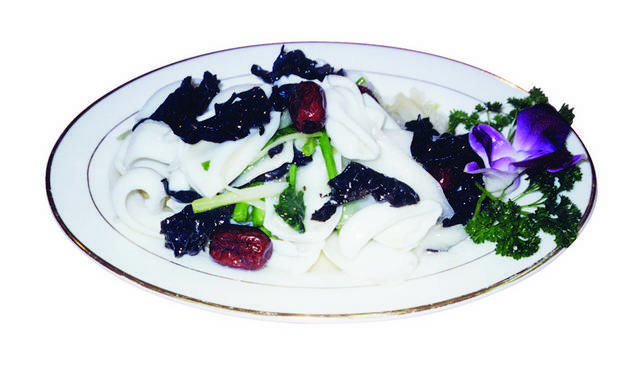 兰度墨鱼片美食图片