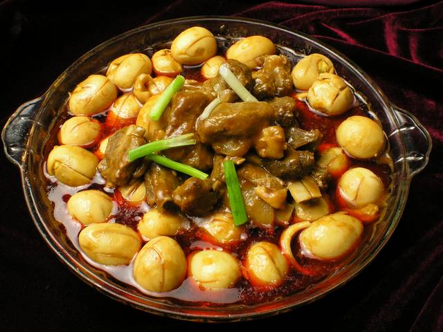 鸽蛋烧排骨图片