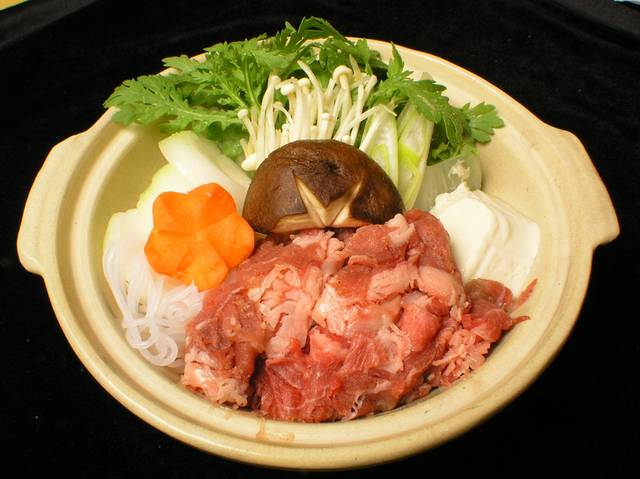 小煎牛肉锅图片