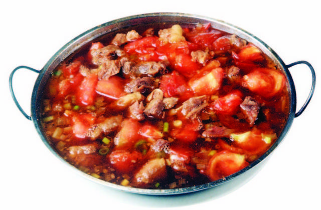 西红柿炖牛肉图片