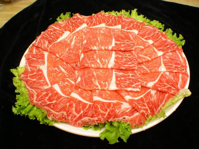 顶级肥牛牛肉卷图片