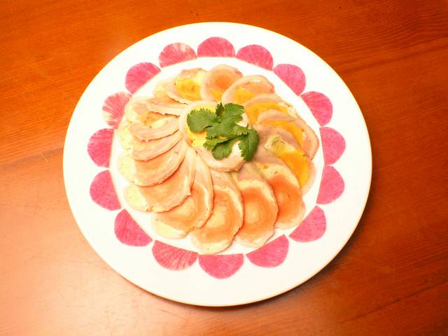 淡黄鸭卷食物图片