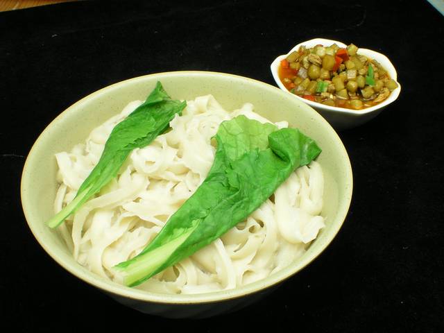青菜刀削面图片素材