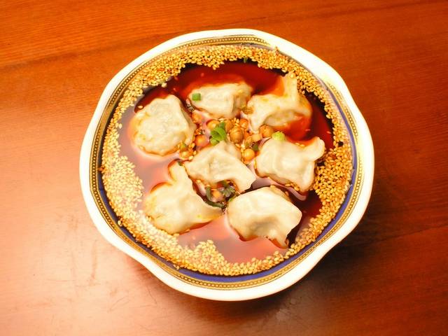 红油水饺食品图片