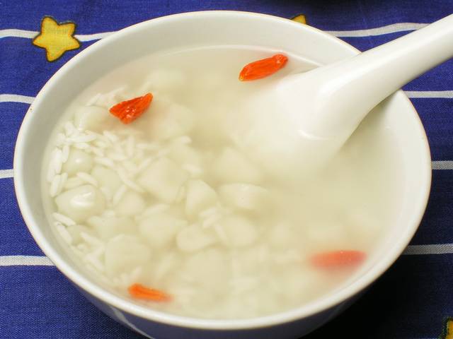 浓汁汤圆食物图片