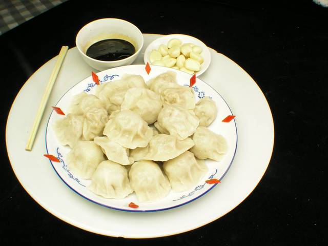 三鲜水饺食物图片