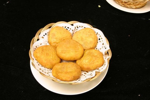 广式金瓜饼食品图片