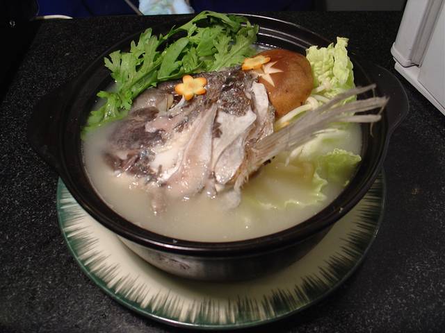 美味菜品煮鱼头图片