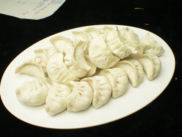 白色水饺食品图片