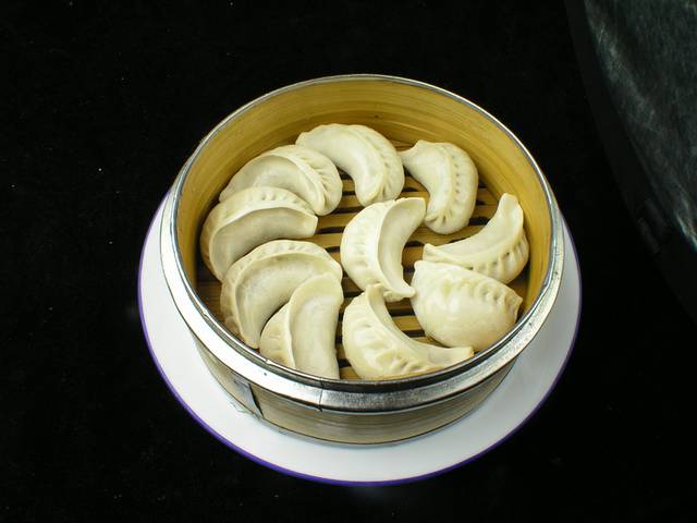 鲜肉蒸饺食品图片