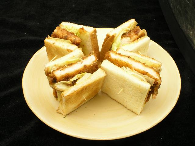猪排三明治食品图片