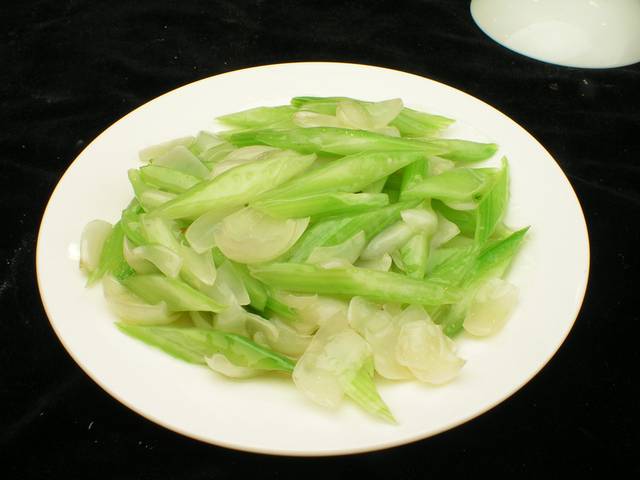 西芹百合美食图片